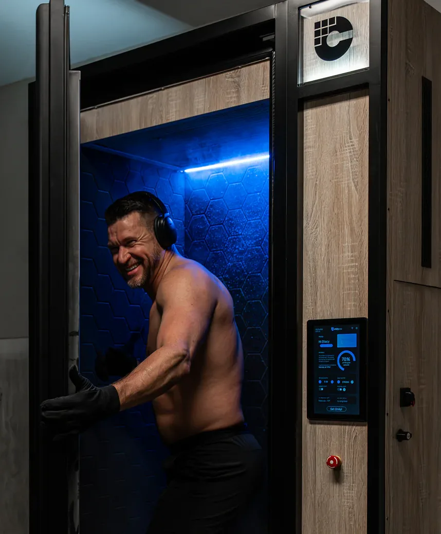 Lebron James using soft hyperbaric chamber 